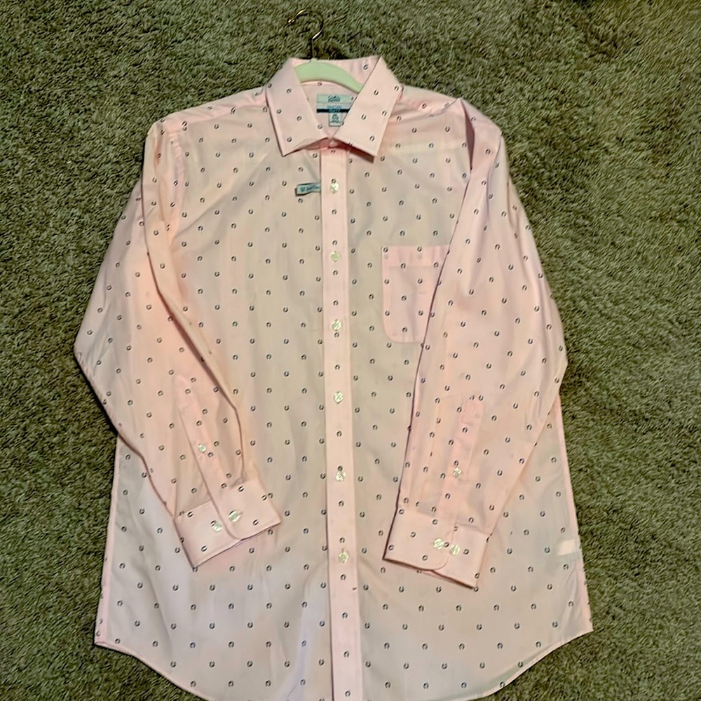 Men’s dress shirt with horseshoes